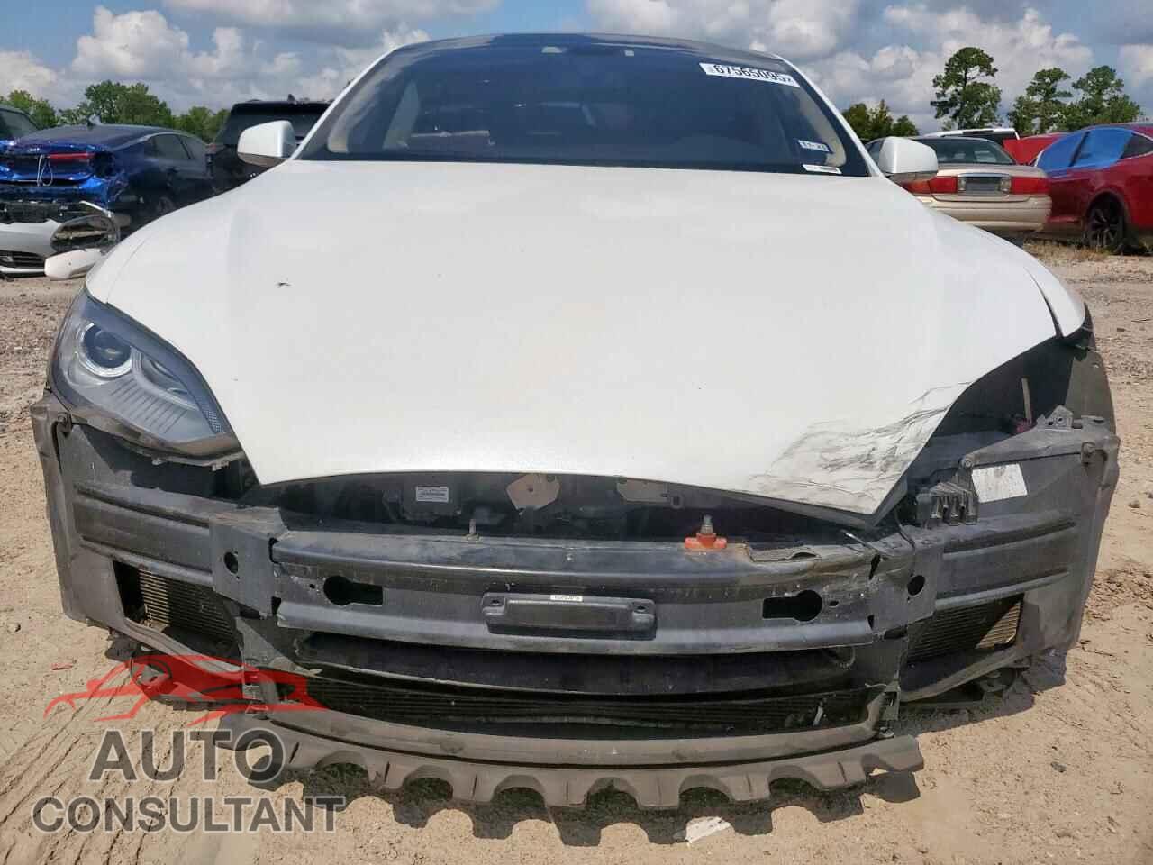 TESLA MODEL S 2014 - 5YJSA1H18EFP27808