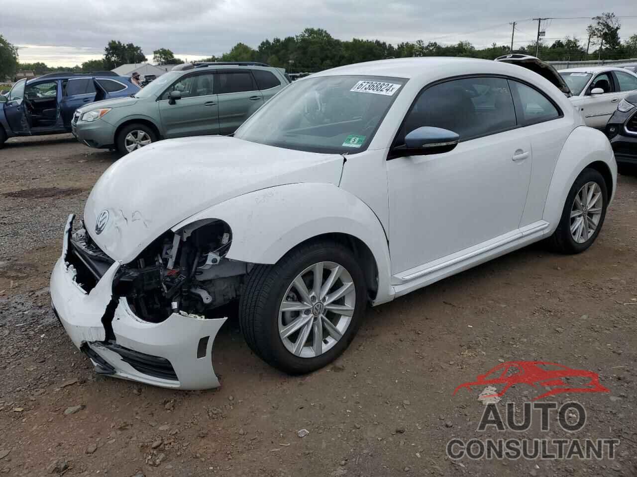 VOLKSWAGEN BEETLE 2018 - 3VWFD7ATXJM709921