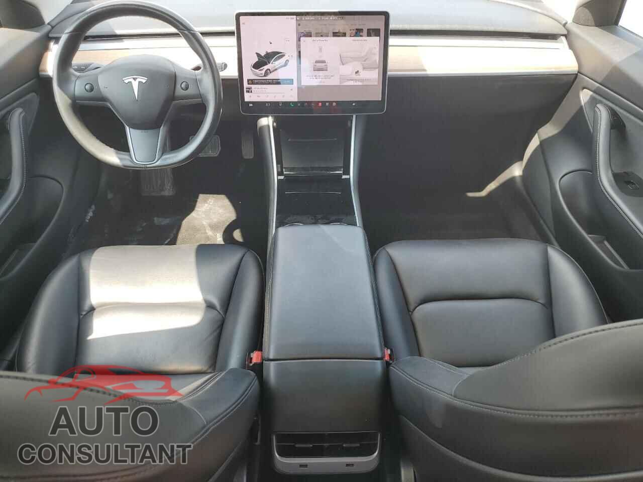 TESLA MODEL 3 2018 - 5YJ3E1EB2JF092455