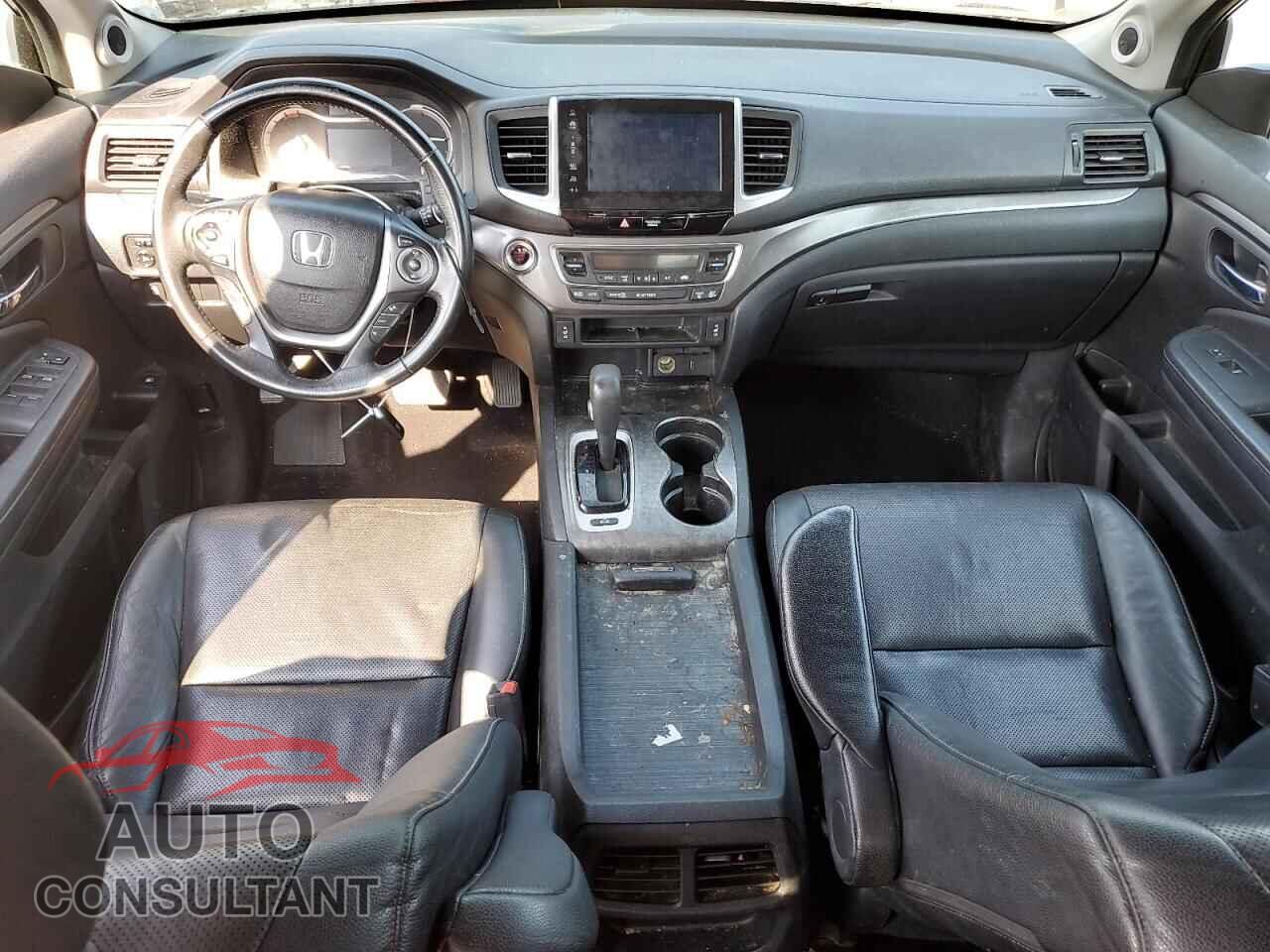 HONDA RIDGELINE 2017 - 5FPYK3F6XHB018097