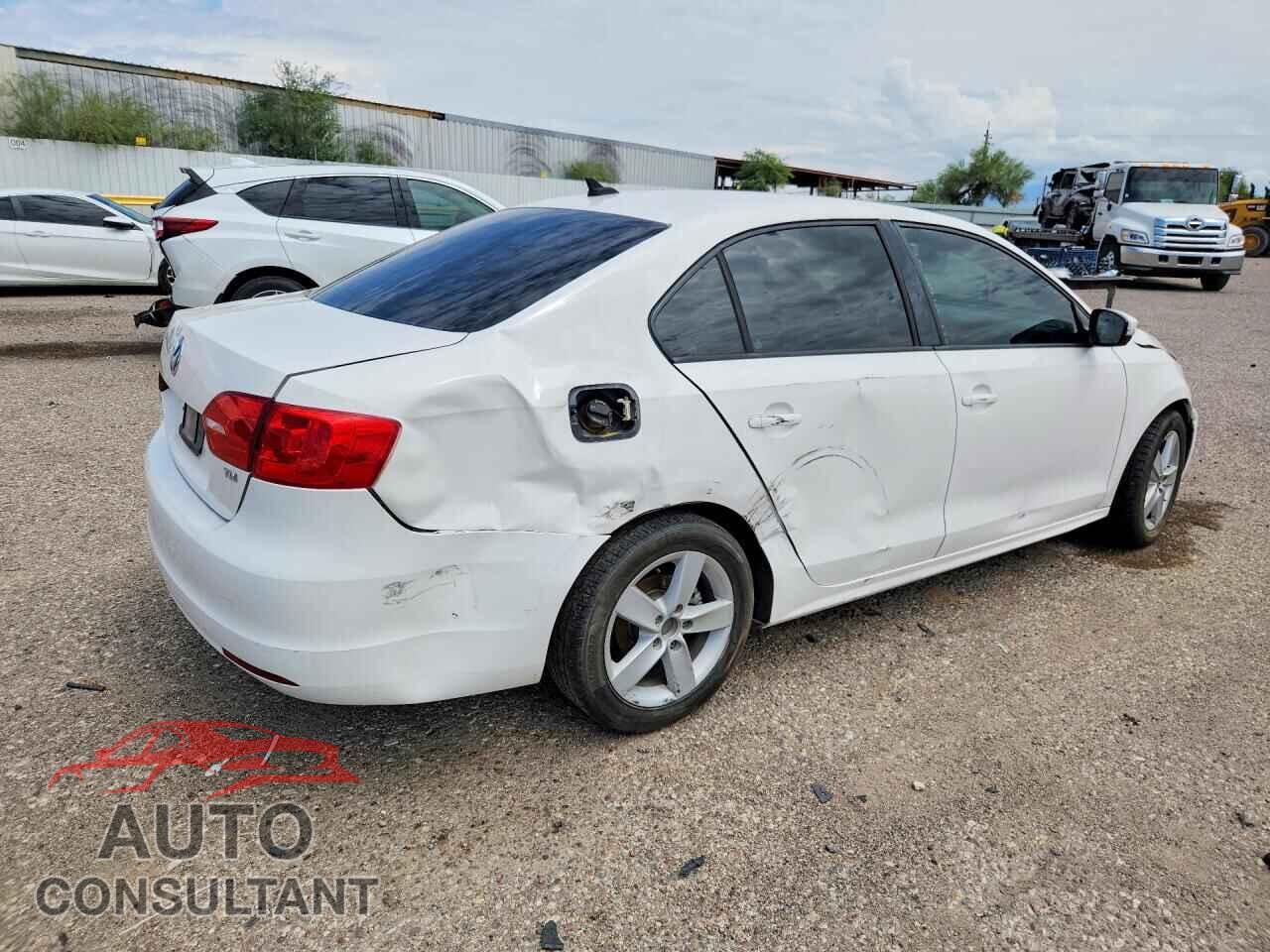 VOLKSWAGEN JETTA 2012 - 3VWLL7AJ5CM360111