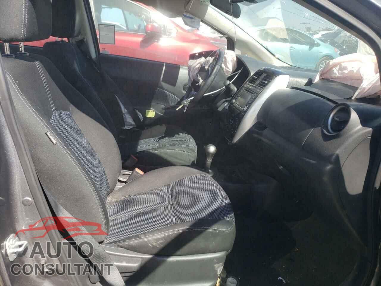 NISSAN VERSA 2016 - 3N1CE2CP7GL355489