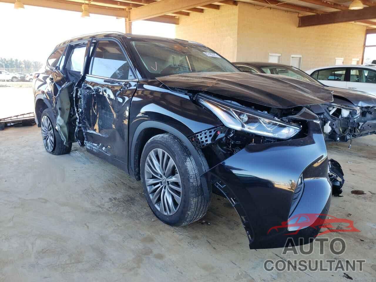 TOYOTA HIGHLANDER 2021 - 5TDFZRAH1MS065368