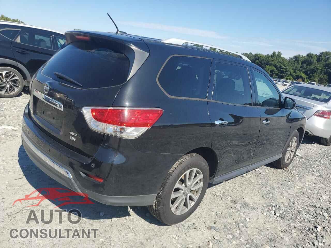 NISSAN PATHFINDER 2015 - 5N1AR2MM5FC656071