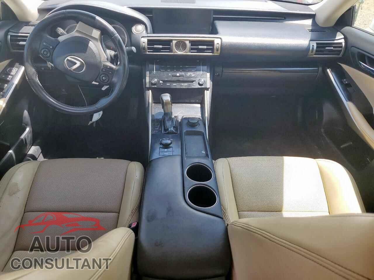 LEXUS IS 2014 - JTHBF1D29E5025139