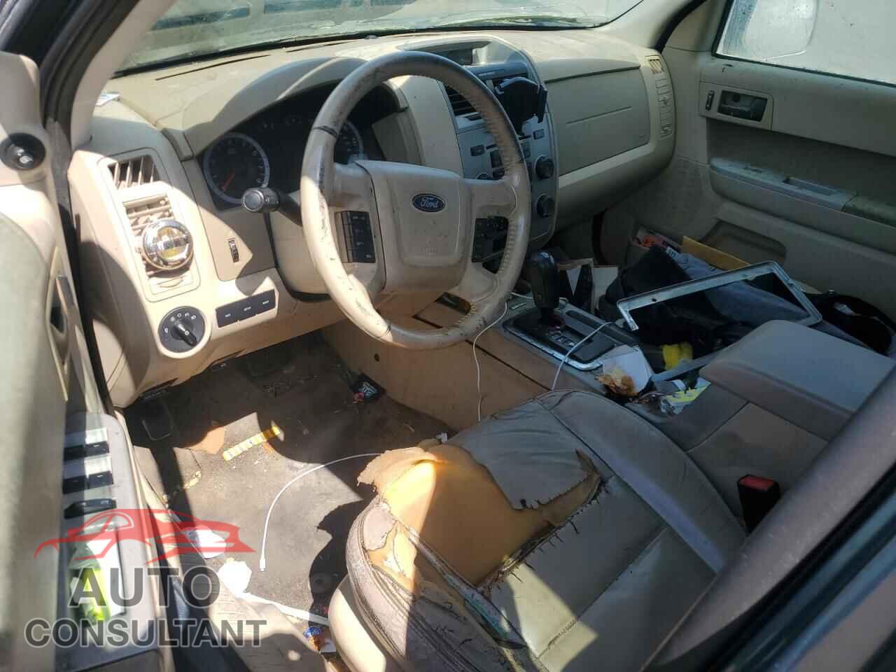 FORD ESCAPE 2011 - 1FMCU0D78BKB17644