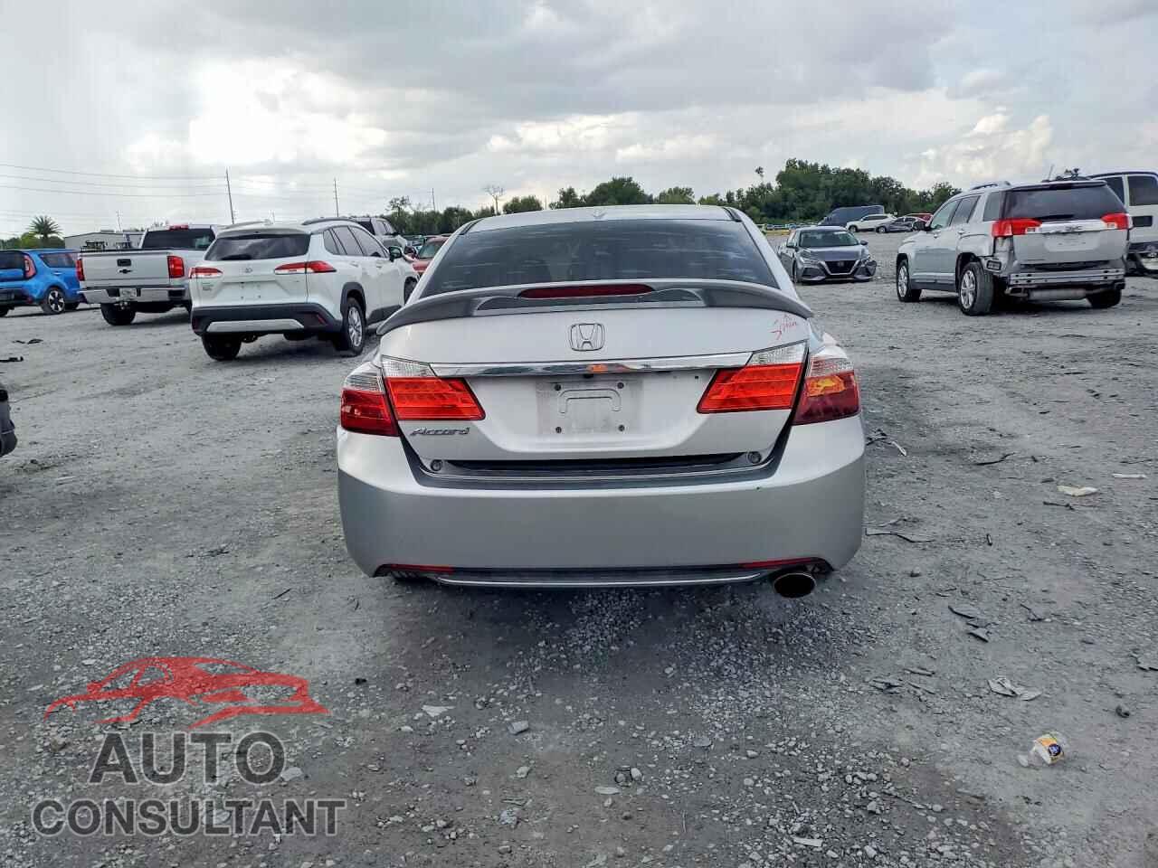 HONDA ACCORD 2013 - 1HGCR2F87DA112615