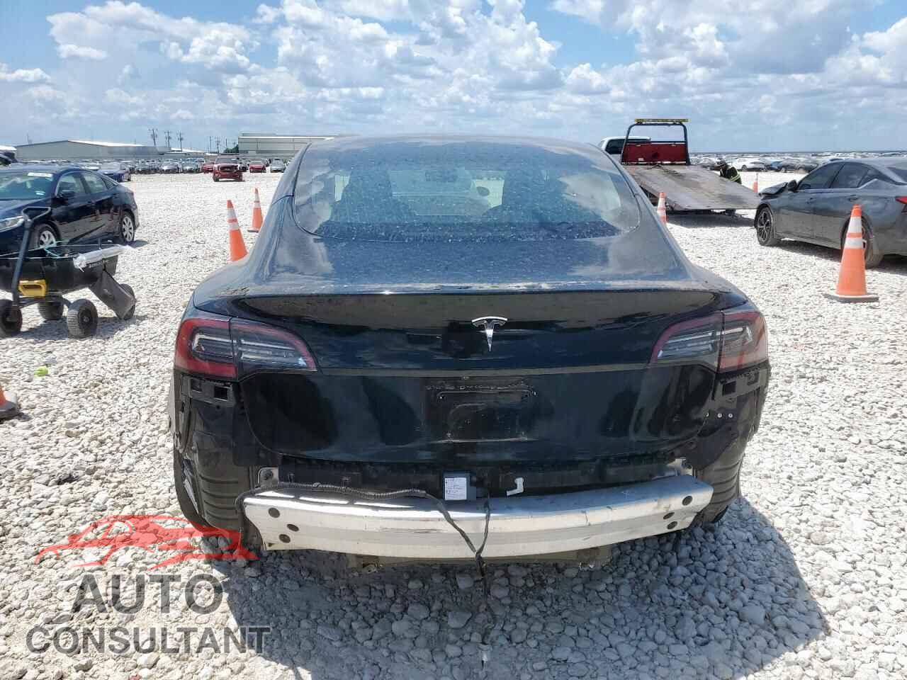 TESLA MODEL 3 2020 - 5YJ3E1EA9LF657648