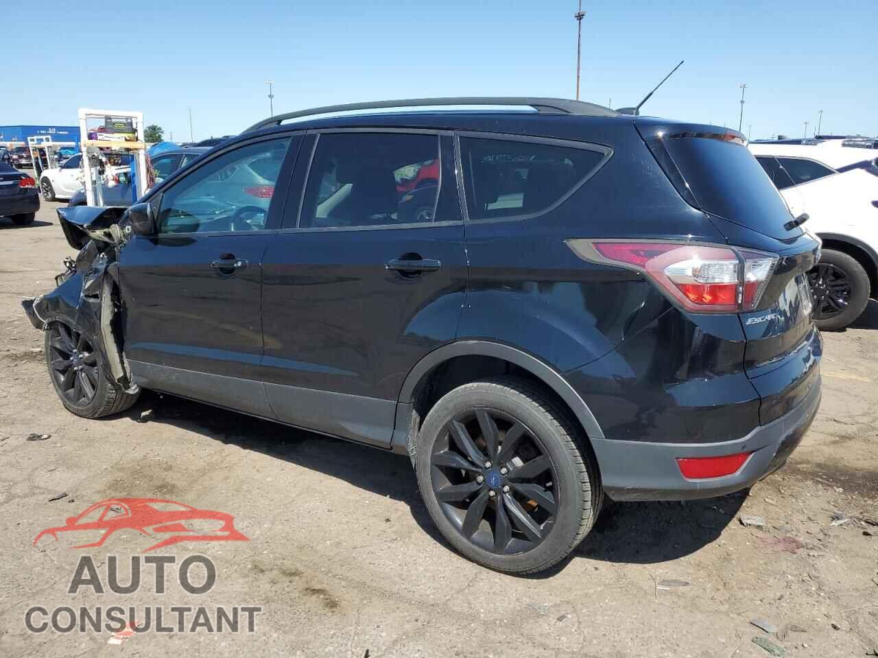 FORD ESCAPE 2017 - 1FMCU0GD1HUB28306