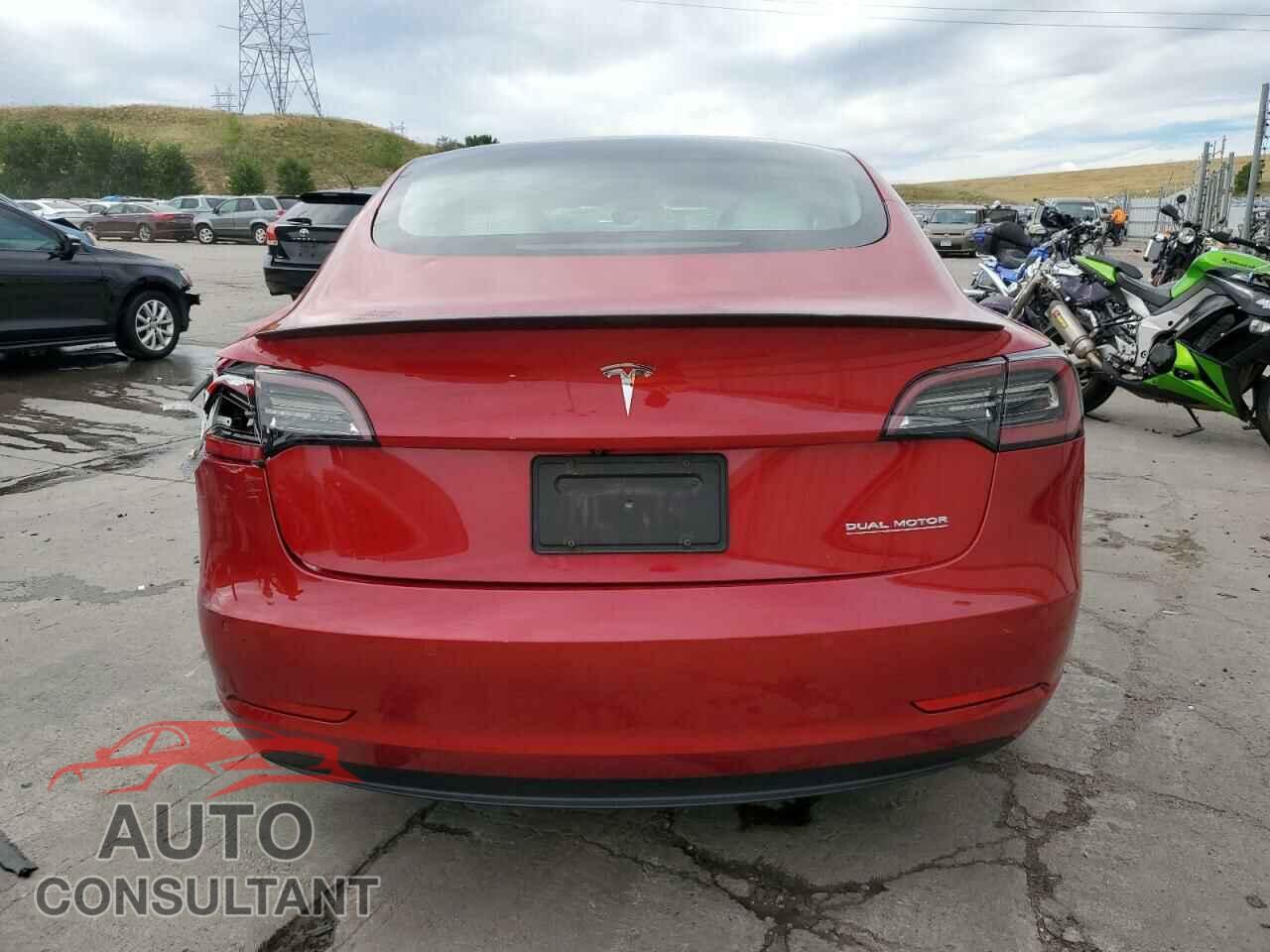 TESLA MODEL 3 2021 - 5YJ3E1ECXMF036275