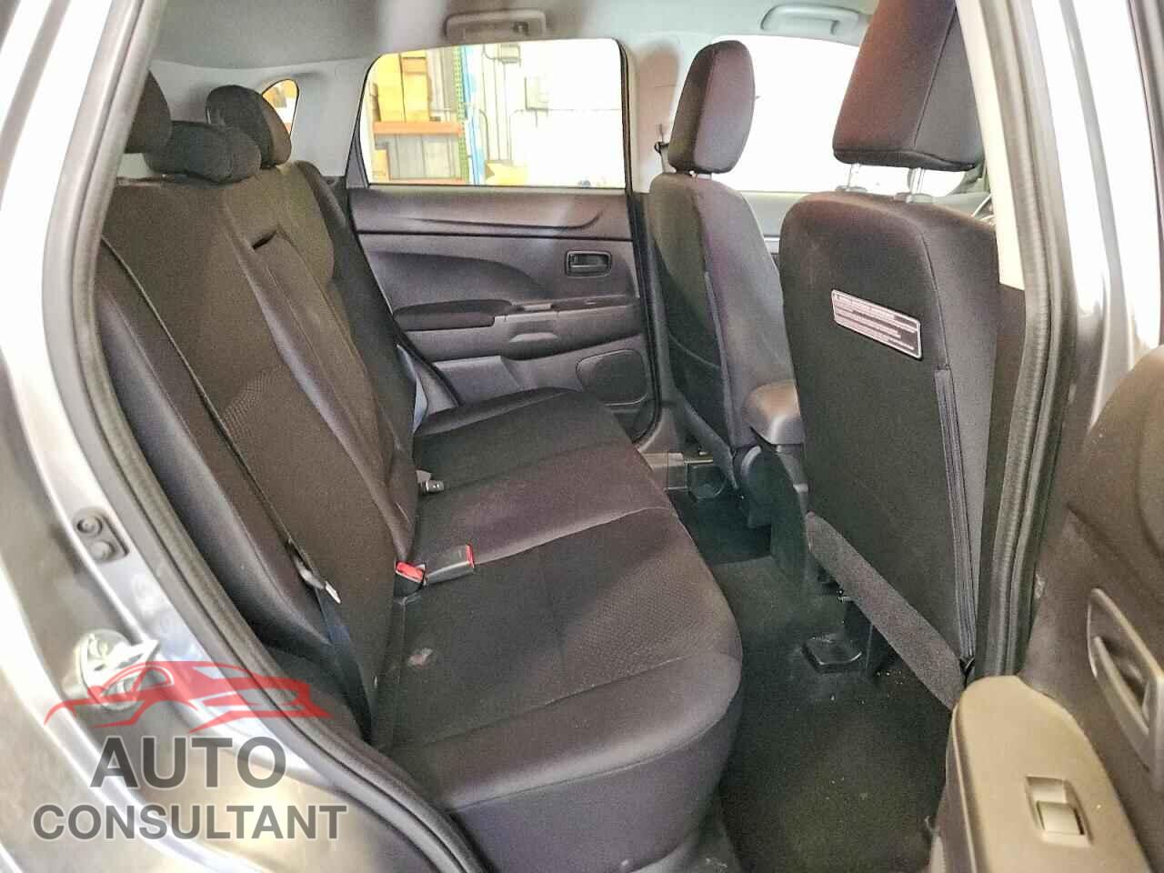 MITSUBISHI OUTLANDER 2015 - 4A4AR3AU3FE055351