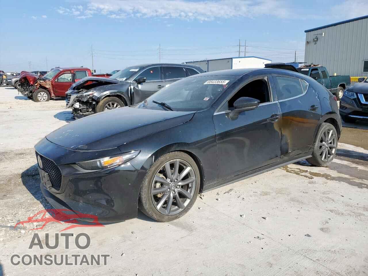 MAZDA 3 2019 - JM1BPALM6K1108418
