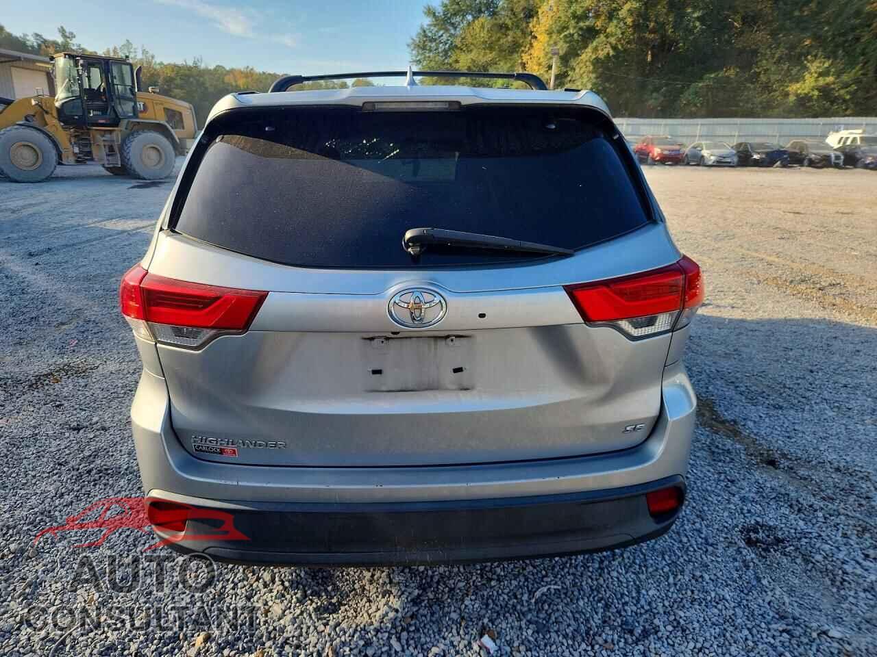 TOYOTA HIGHLANDER 2017 - 5TDKZRFH1HS519907