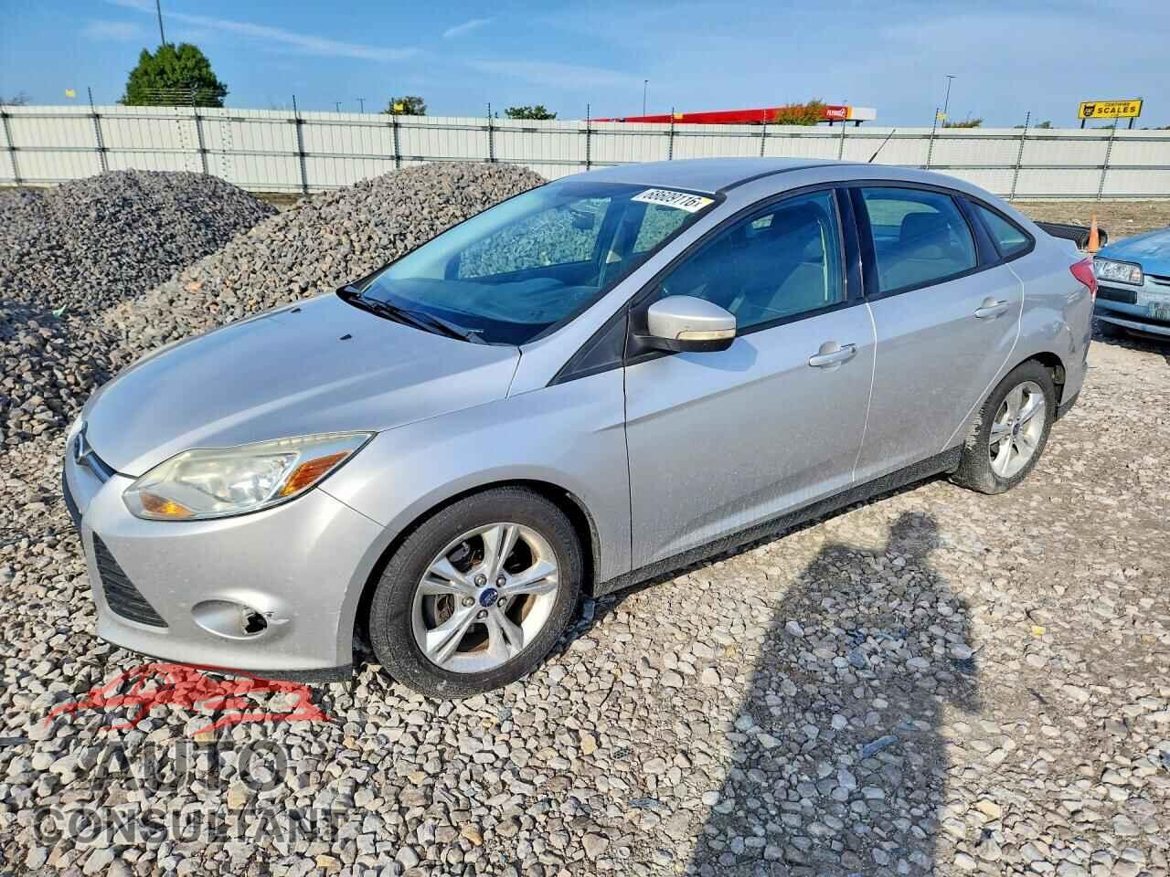 FORD FOCUS SEDA 2014 - 1FADP3F28EL214009