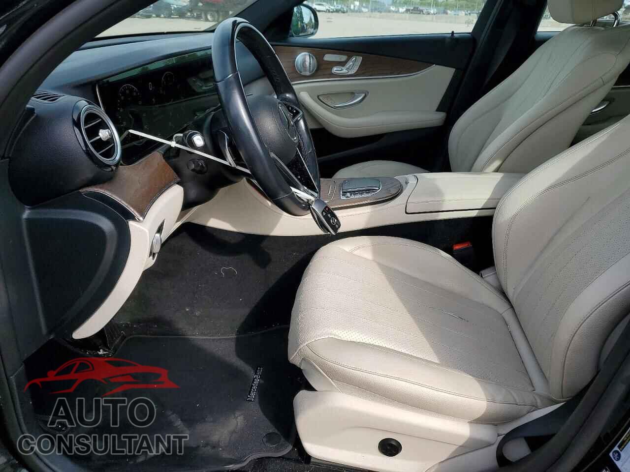 MERCEDES-BENZ E-CLASS 2021 - W1KZF8EB8MA904599