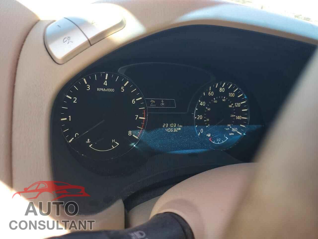 NISSAN PATHFINDER 2015 - 5N1AR2MMXFC668247