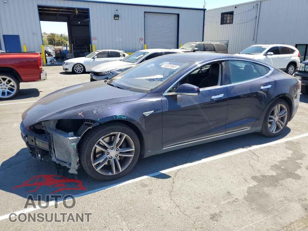 TESLA MODEL S 2014 - 5YJSA1H19EFP53723