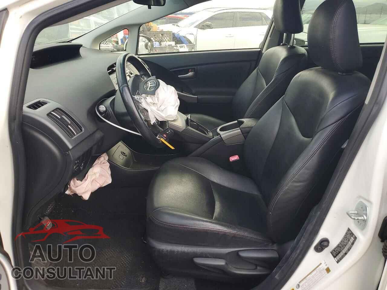 TOYOTA PRIUS 2013 - JTDKN3DU8D1663437