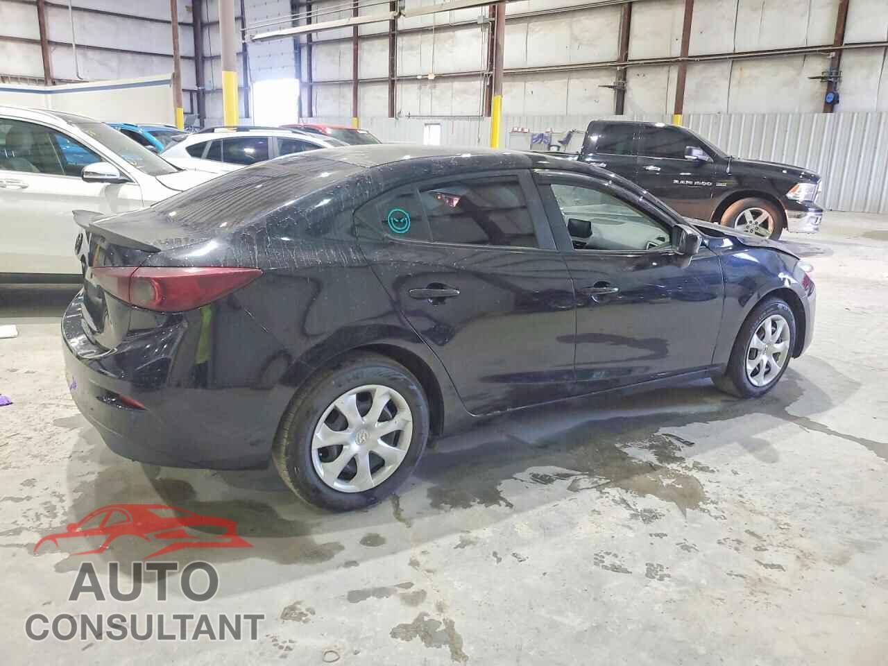 MAZDA 3 2018 - 3MZBN1U77JM194237