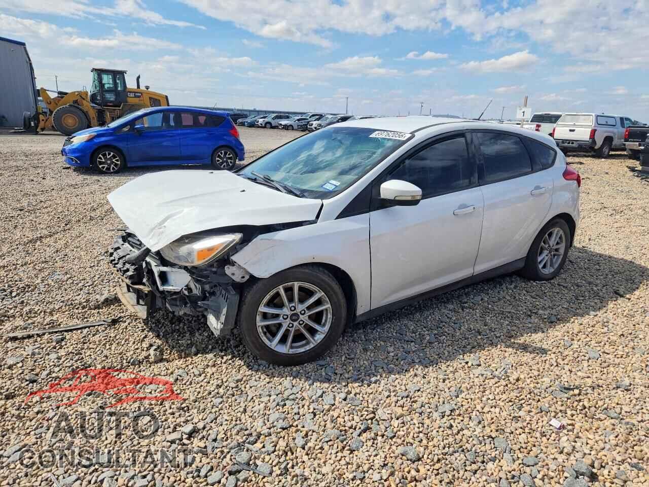 FORD FOCUS 2017 - 1FADP3K24HL223686