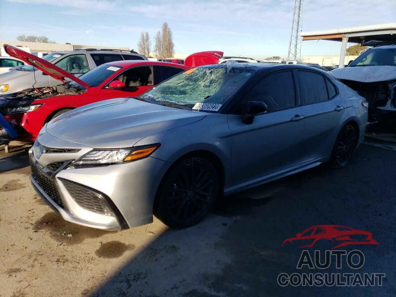 TOYOTA CAMRY 2022 - 4T1K31AK5NU040320