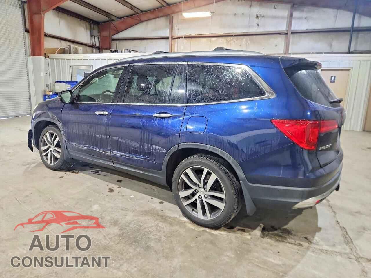 HONDA PILOT 2017 - 5FNYF6H99HB048343