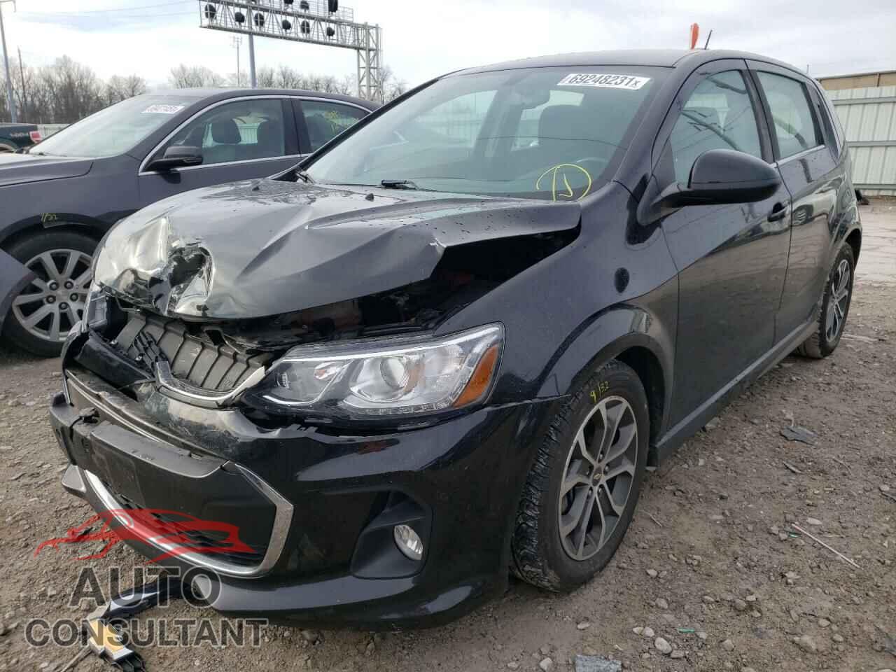 CHEVROLET SONIC 2017 - 1G1JD6SB2H4100429