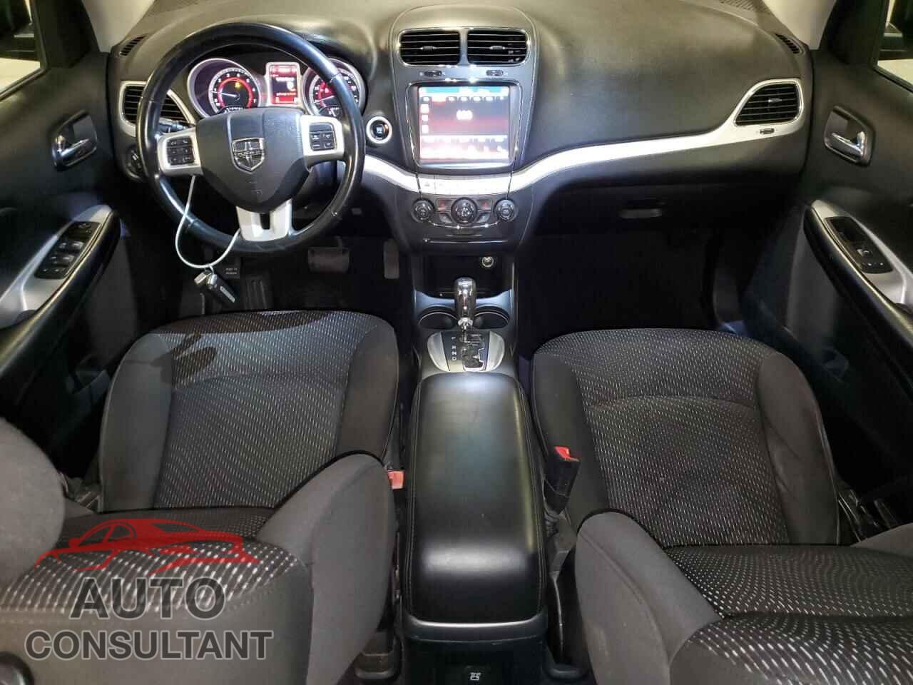 DODGE JOURNEY 2015 - 3C4PDCBB2FT578471