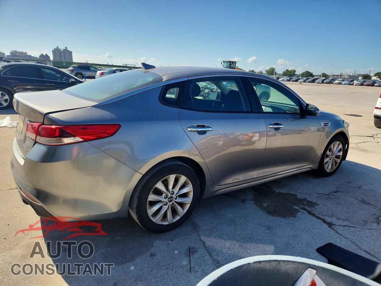 KIA OPTIMA 2017 - 5XXGT4L39HG147544