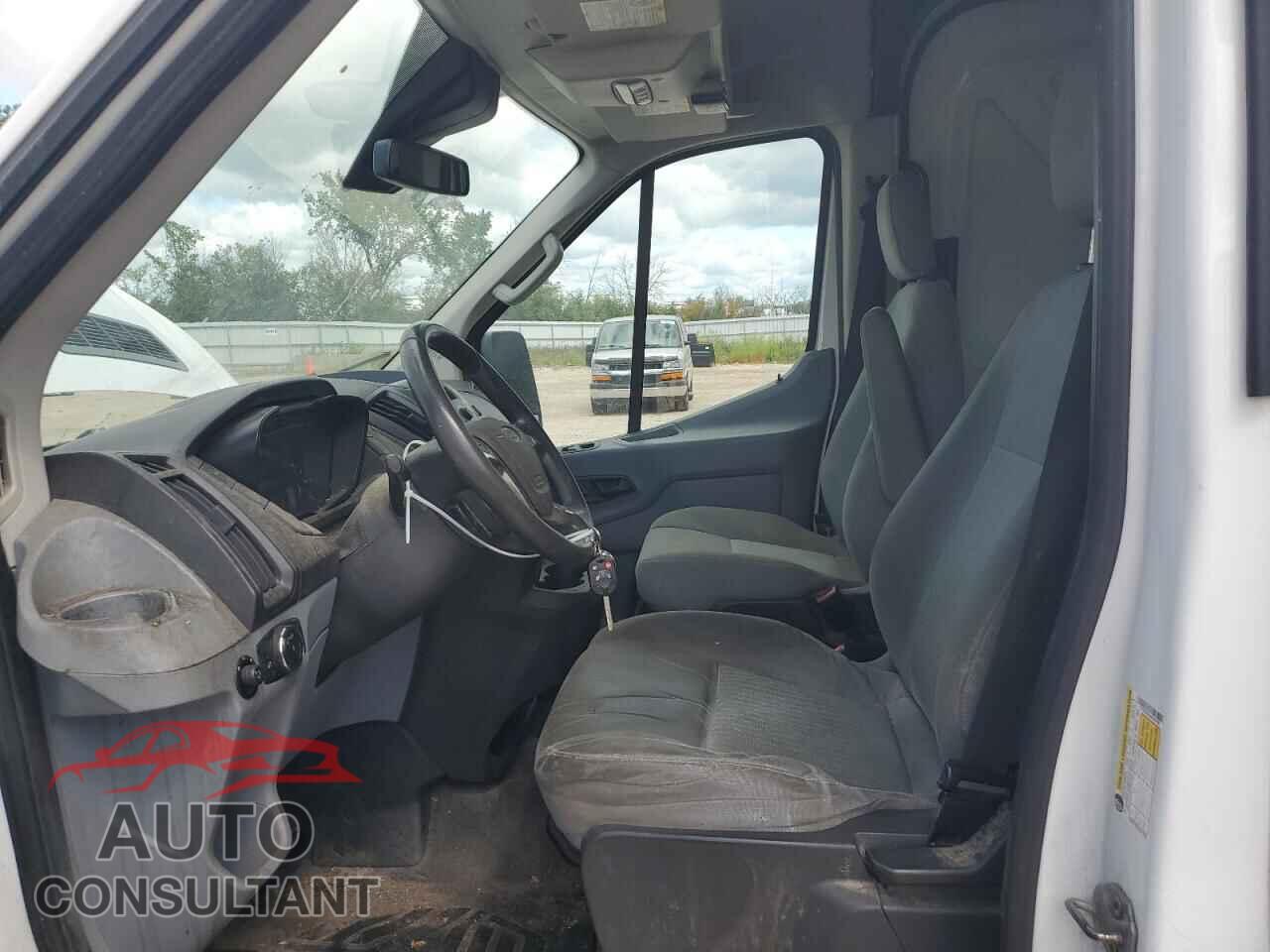 FORD TRANSIT 2016 - 1FTYR2CG3GKA28760