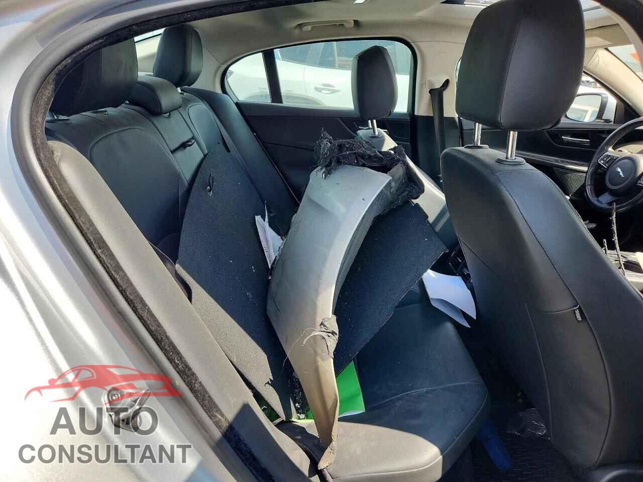JAGUAR XE 2017 - SAJAD4BG6HA963227
