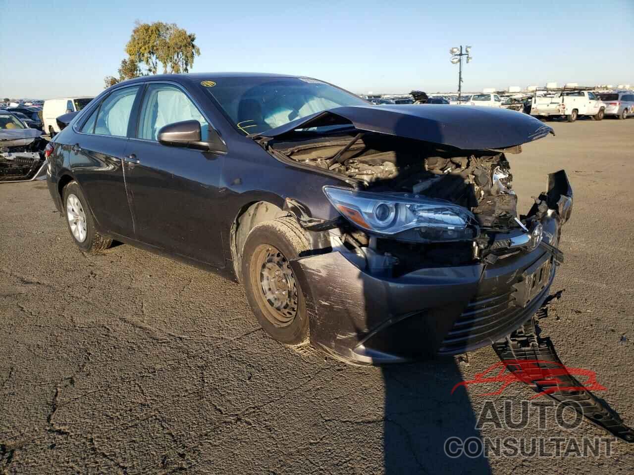 TOYOTA CAMRY 2016 - 4T4BF1FK4GR528554