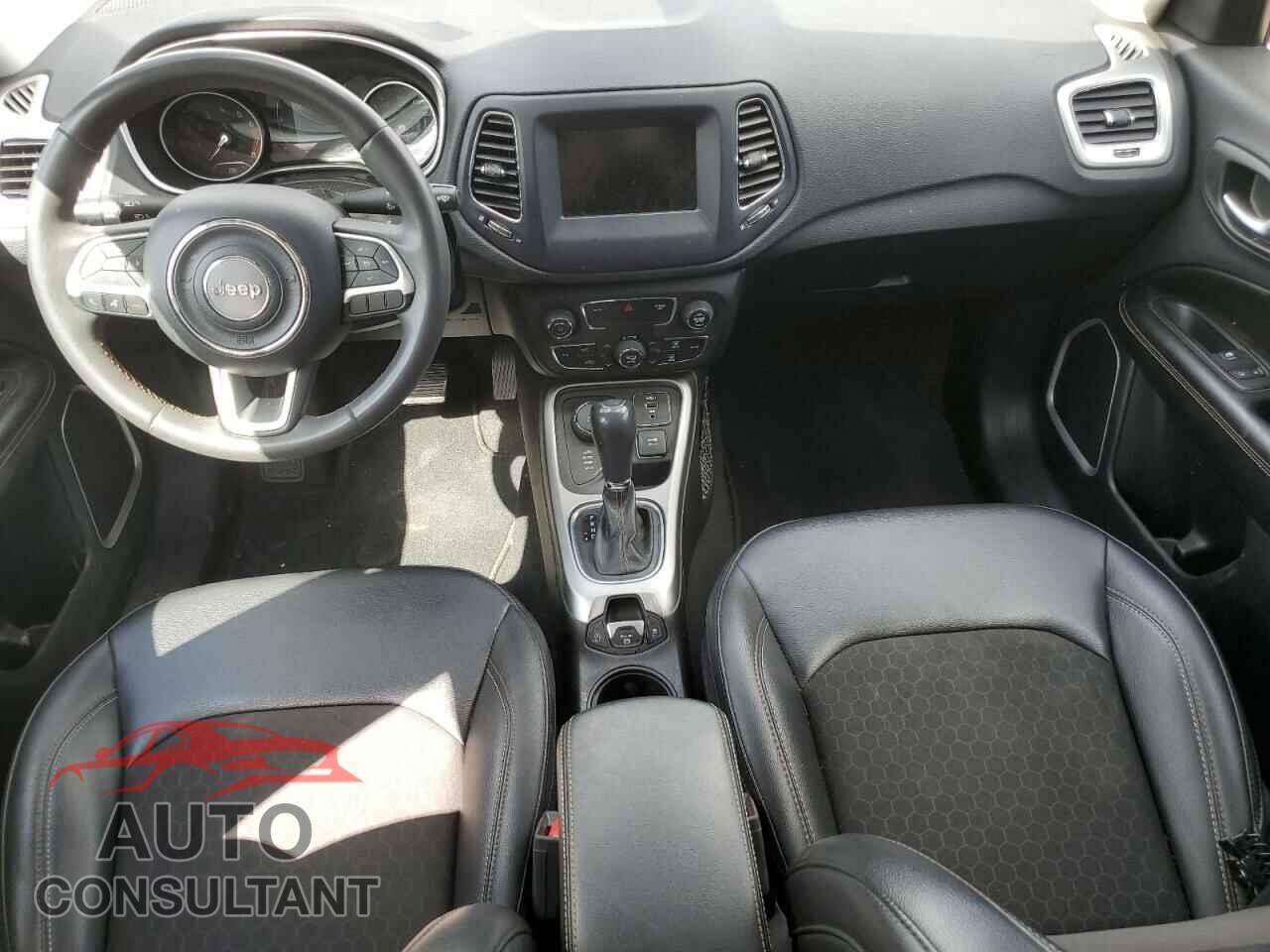 JEEP COMPASS 2021 - 3C4NJDBB3MT589546