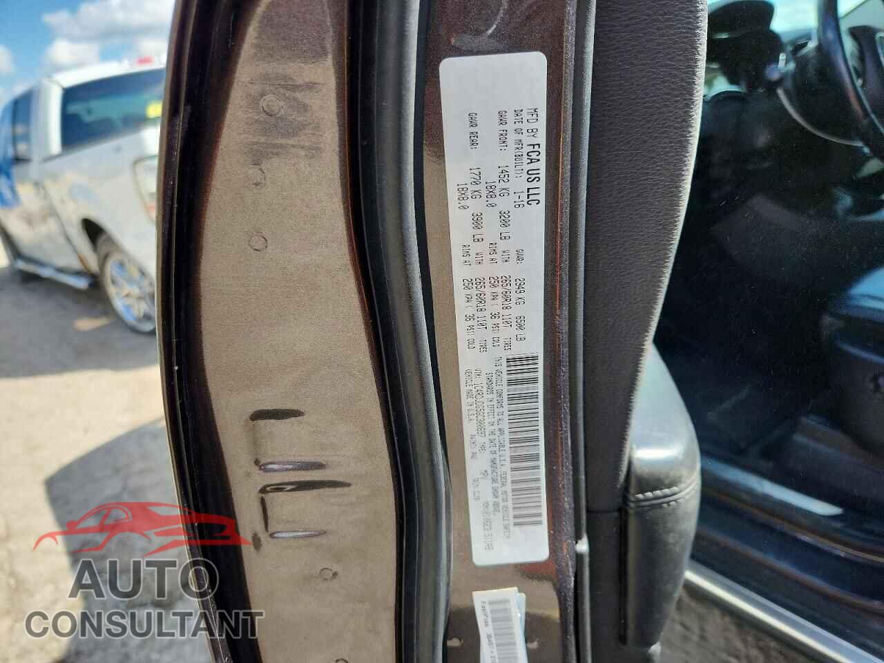 DODGE DURANGO 2016 - 1C4RDJDG5GC300697