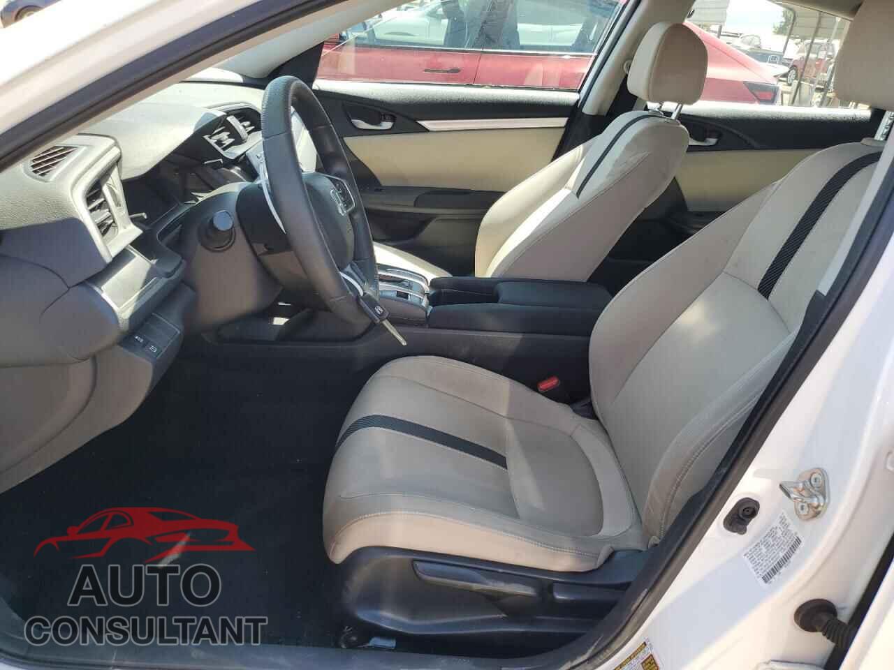 HONDA CIVIC 2017 - 2HGFC2F51HH545357