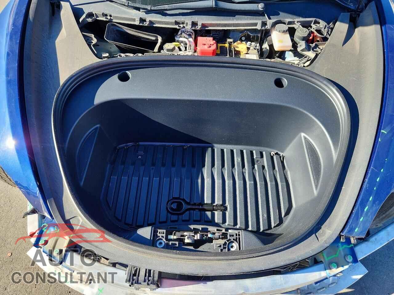 TESLA MODEL 3 2021 - 5YJ3E1EB4MF836819