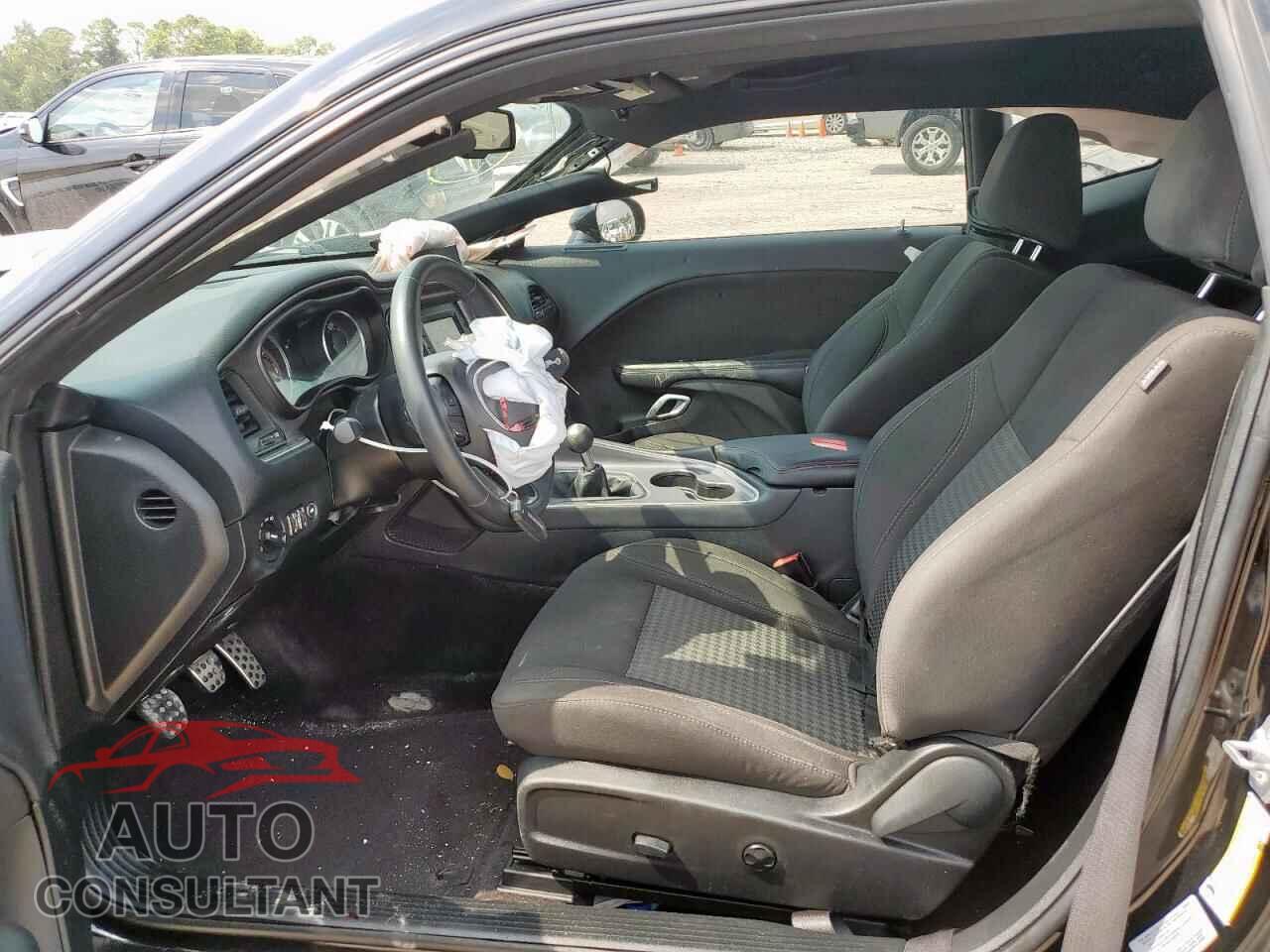 DODGE CHALLENGER 2017 - 2C3CDZBT5HH530392