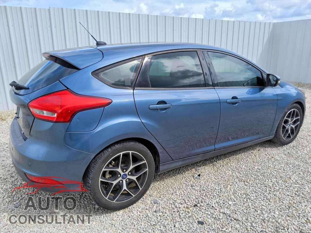FORD FOCUS 2018 - 1FADP3M24JL201917