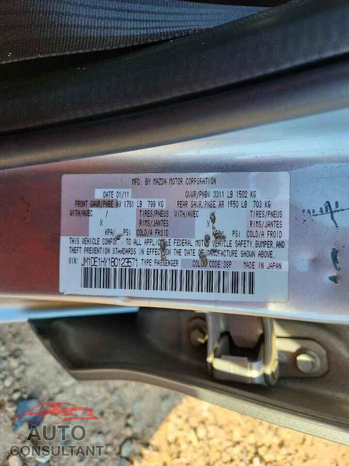 MAZDA 2 2011 - JM1DE1HY1B0123571