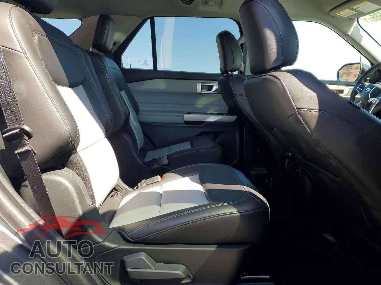 FORD EXPLORER 2024 - 1FMSK7DH2RGA17538