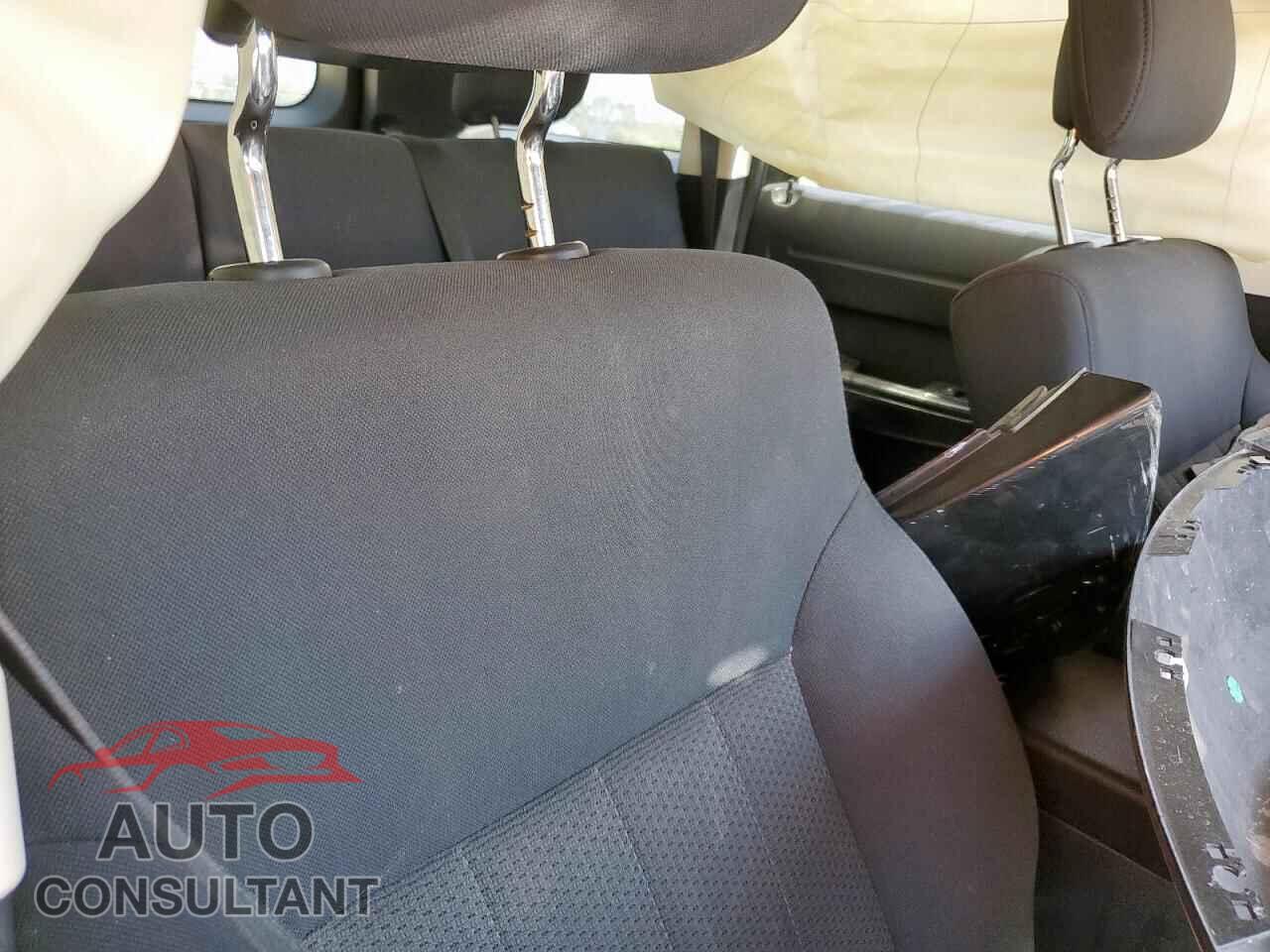 DODGE NITRO 2011 - 1D4PT4GKXBW589212