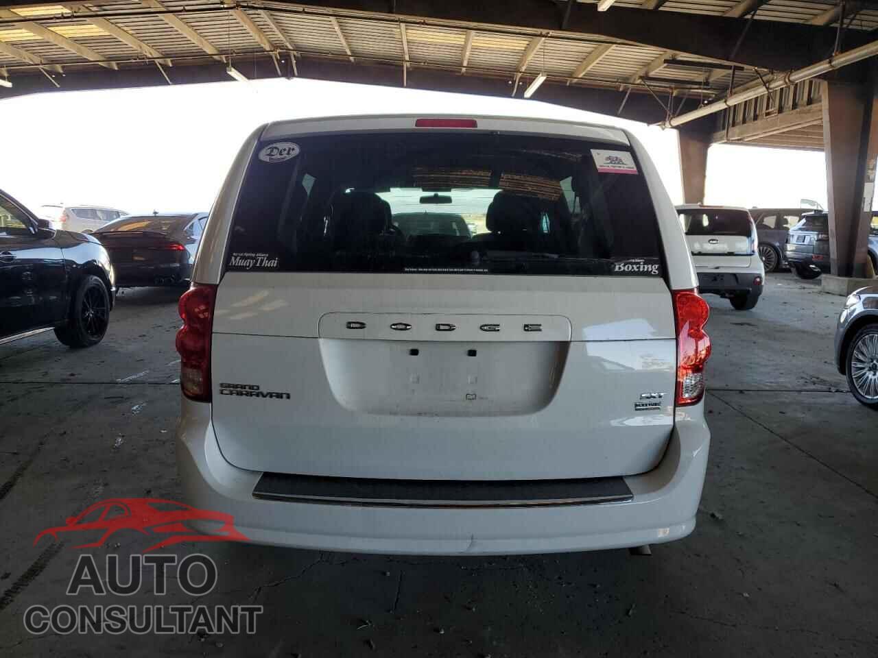 DODGE CARAVAN 2015 - 2C4RDGCG3FR745725