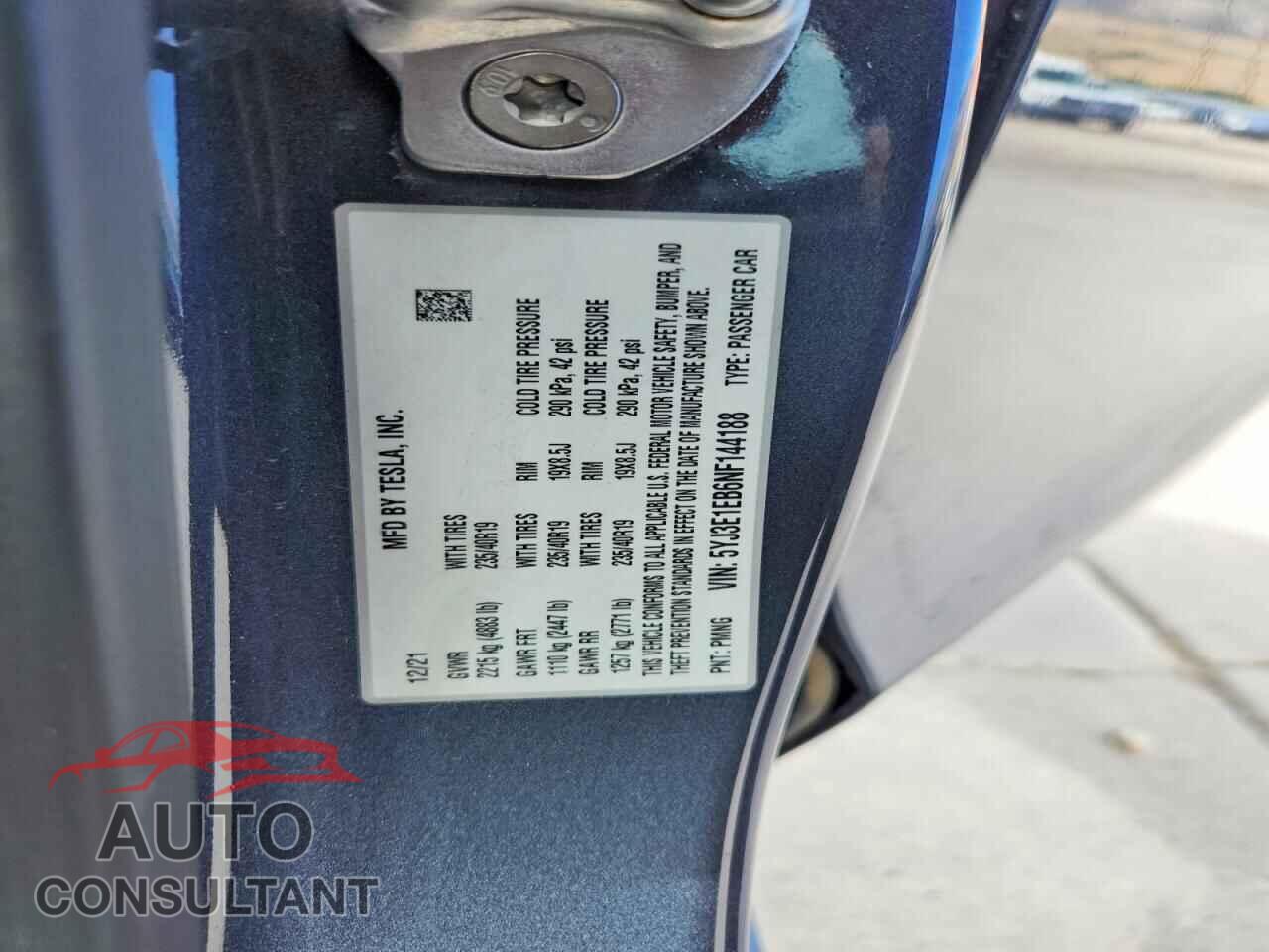 TESLA MODEL 3 2022 - 5YJ3E1EB6NF144188