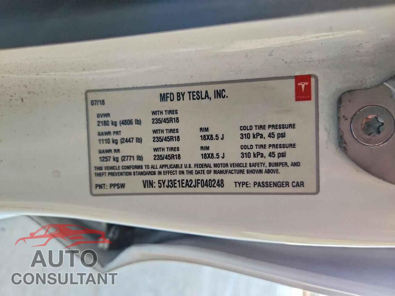 TESLA MODEL 3 2018 - 5YJ3E1EA2JF040248