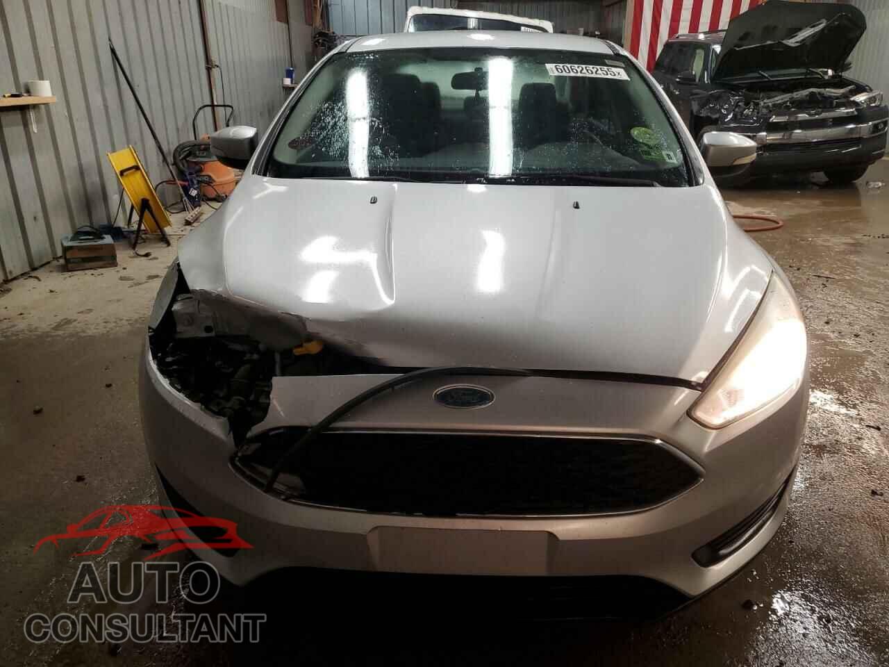 FORD FOCUS 2017 - 1FADP3F27HL286873