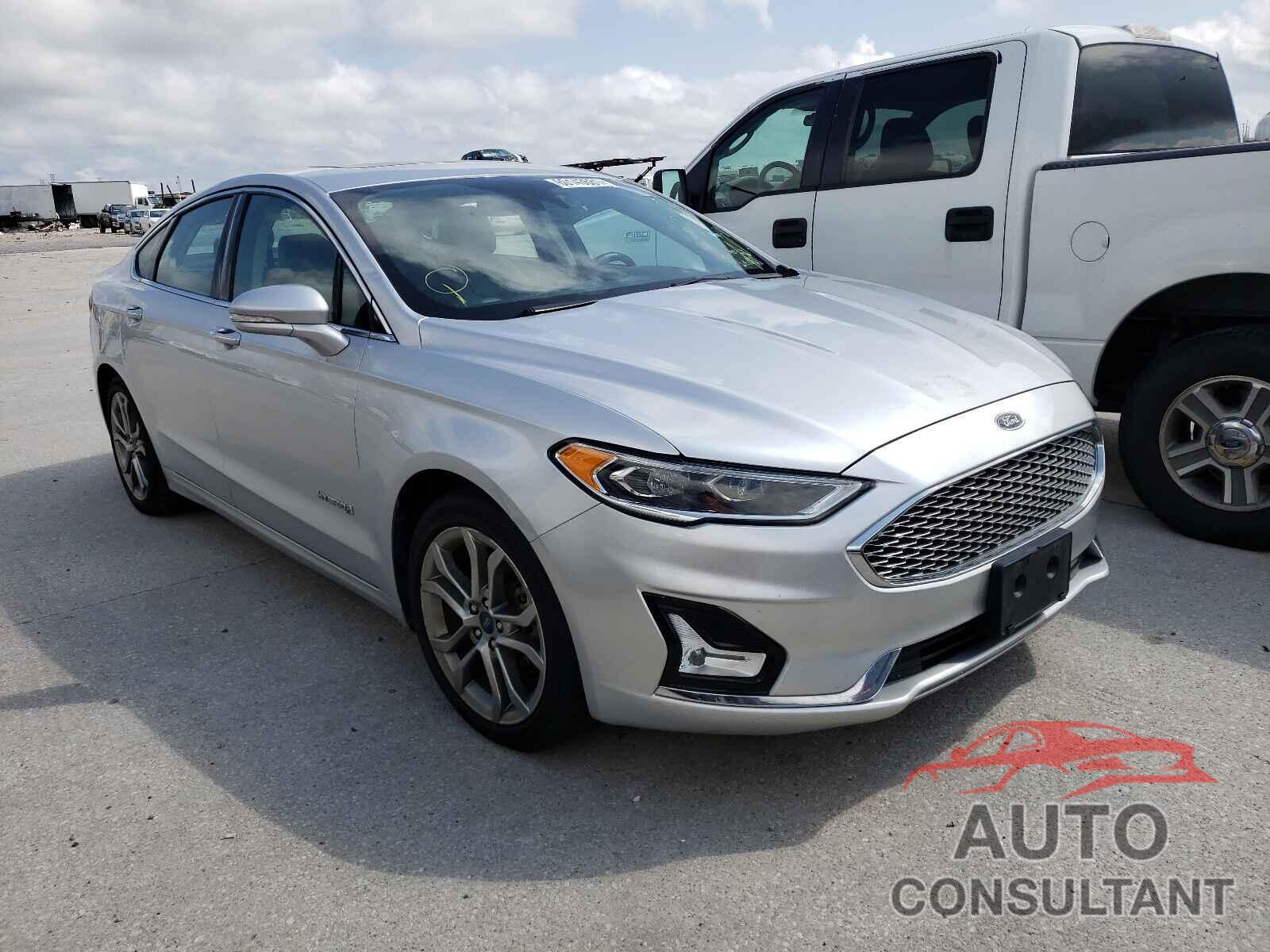FORD FUSION 2019 - 3FA6P0RU5KR119778