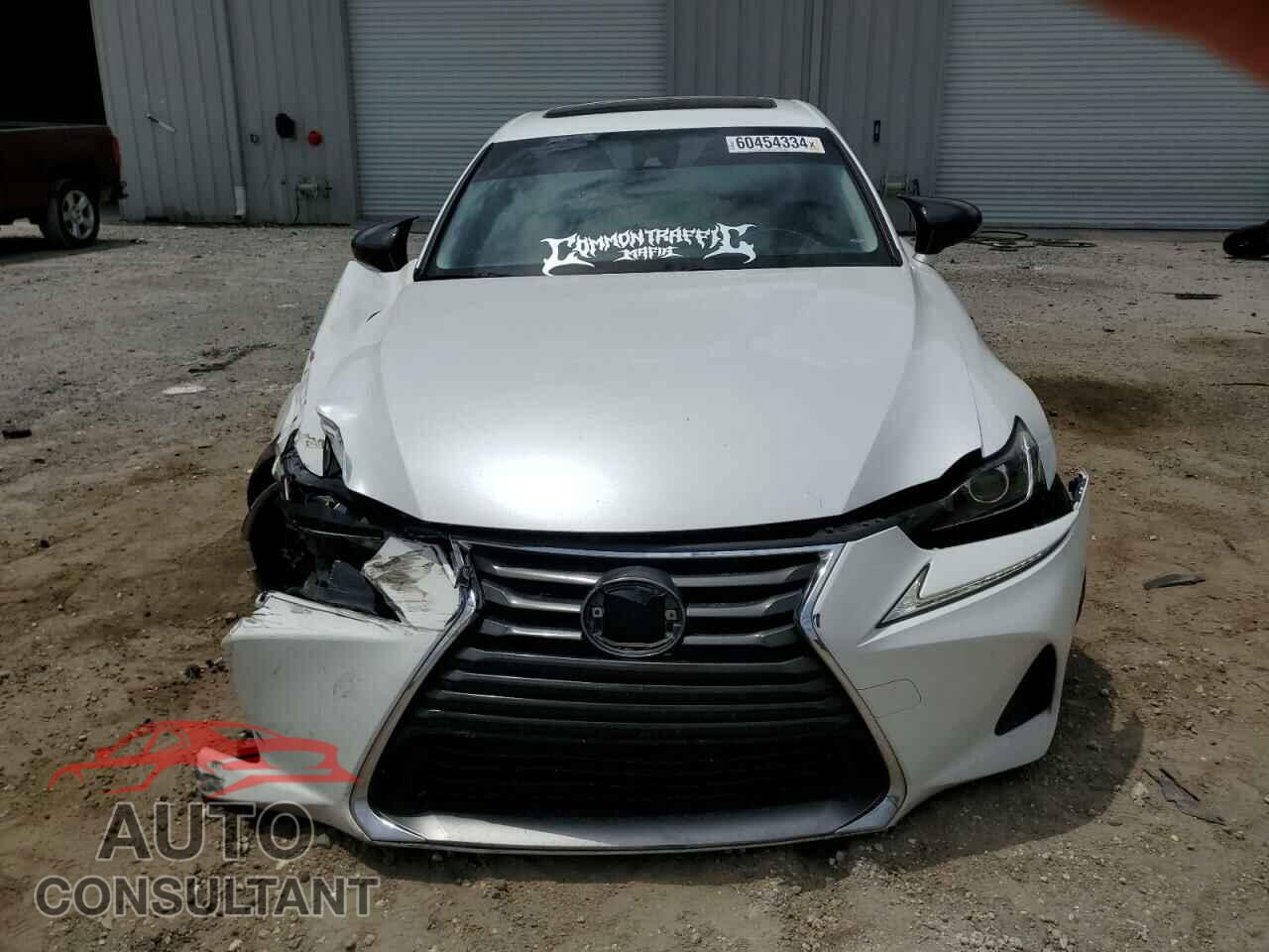 LEXUS IS 2017 - JTHBA1D23H5043056