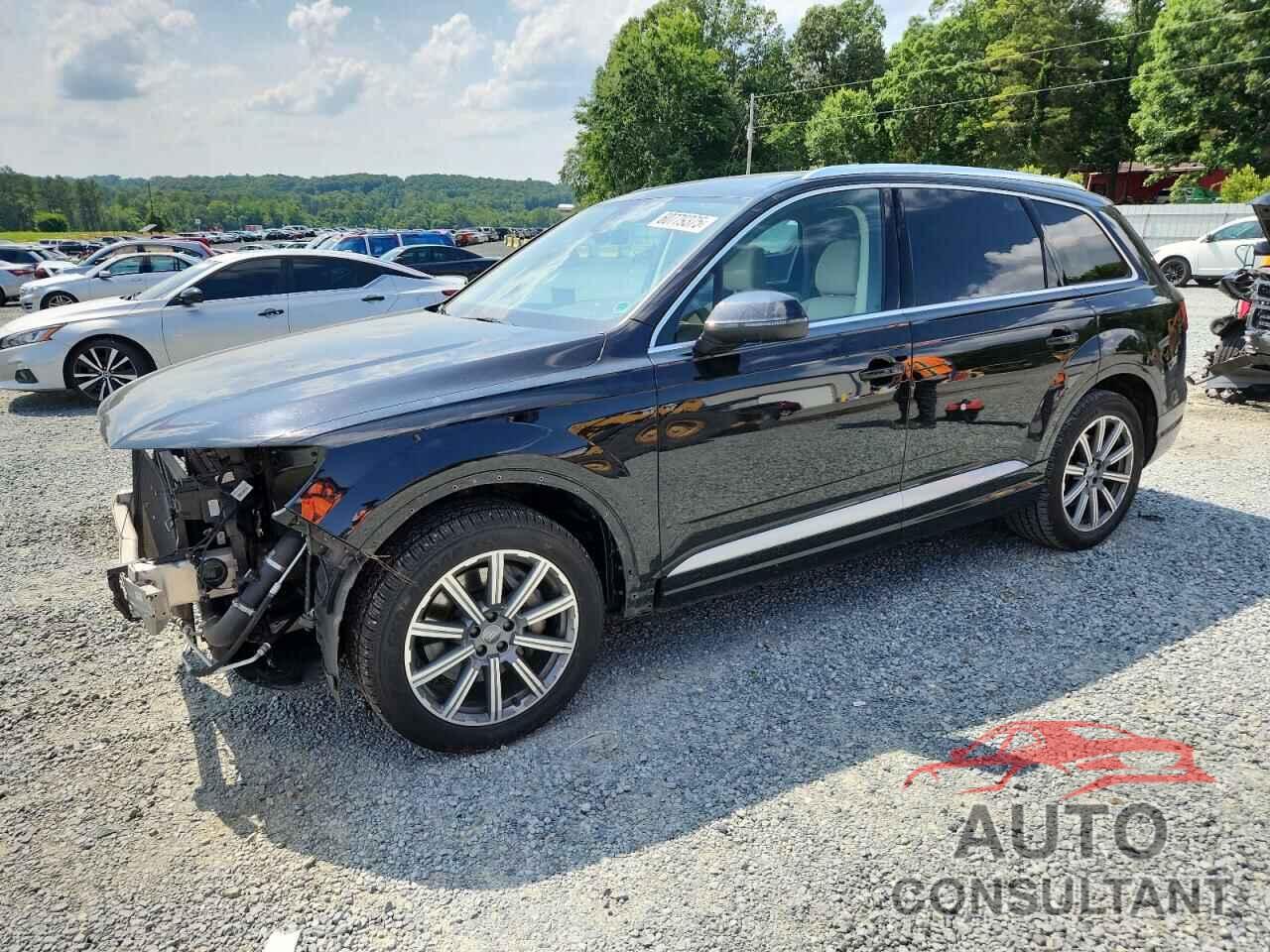 AUDI Q7 2018 - WA1LHAF71JD018852