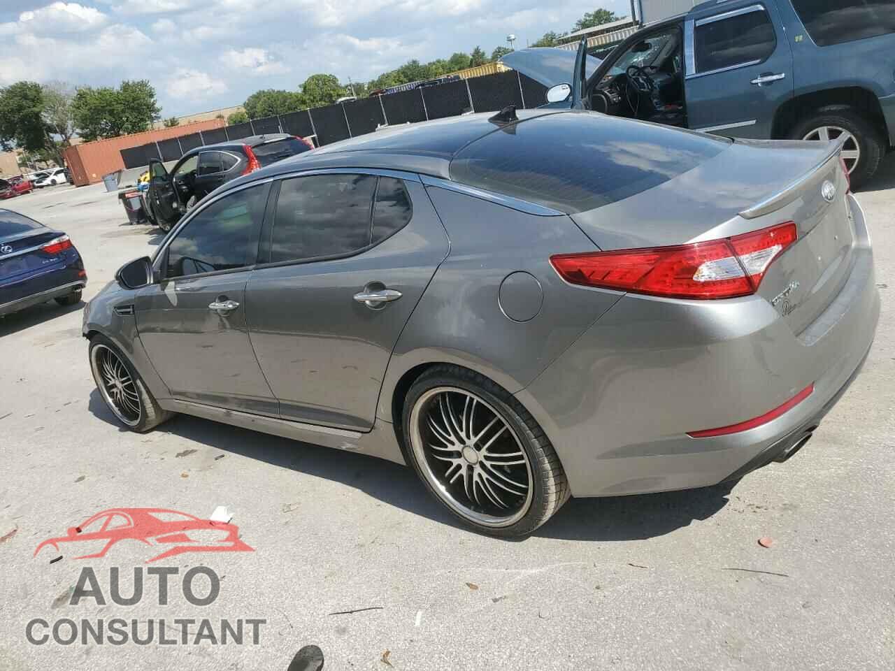 KIA OPTIMA 2013 - 5XXGR4A68DG240867