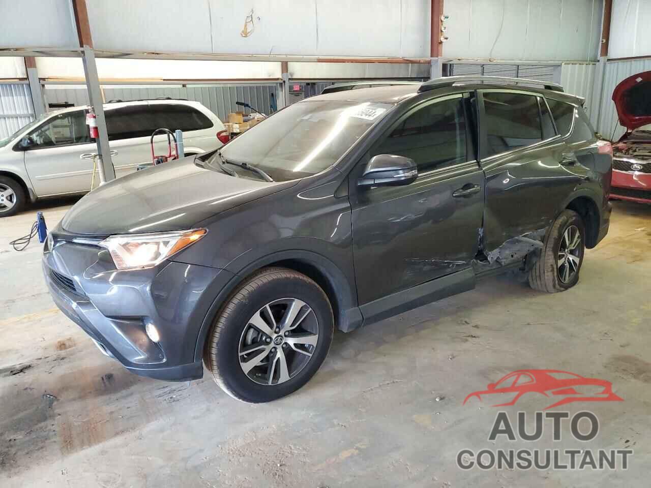 TOYOTA RAV4 2018 - JTMWFREV0JJ746476